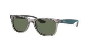 Ray-Ban RJ9052S JUNIOR NEW WAYFARER, colore 707071 trasparente grigio